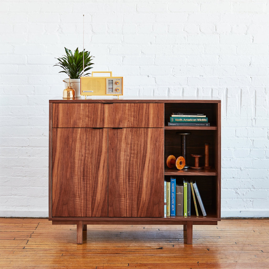 Gus Belmont Cabinet